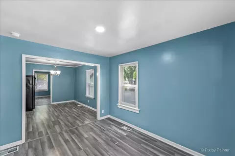 71 S Commonwealth Ave, Elgin, IL 60123 photo 7
