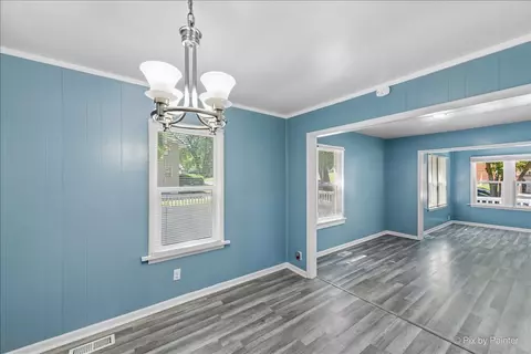 71 S Commonwealth Ave, Elgin, IL 60123 photo 8