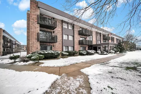 1422 Woodbridge Rd #1G, Joliet, IL 60436