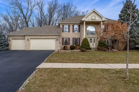 3540 Burlwood Dr, Rockford, IL 61114
