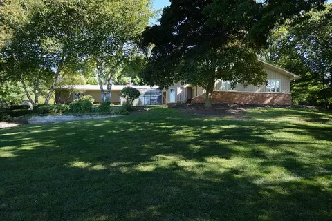 41 W558 Farview Rd, Elburn, IL 60119 photo 7