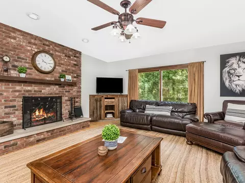 41 W558 Farview Rd, Elburn, IL 60119 photo 28