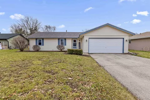 1017 Bunting Dr, Machesney Park, IL 61115