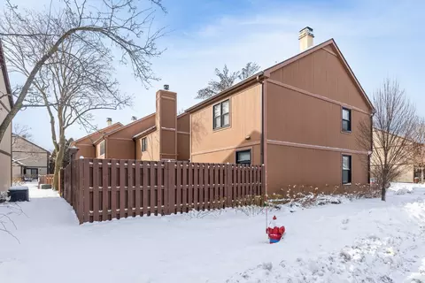 327 Forestway Ln, Wheeling, IL 60090 photo 26