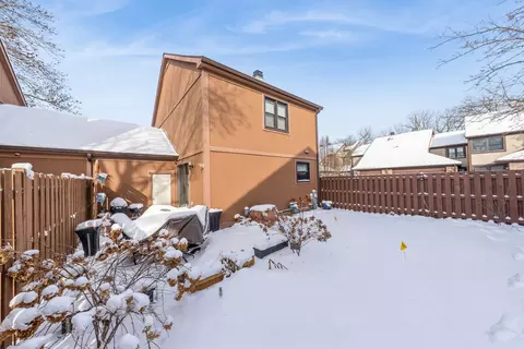 327 Forestway Ln, Wheeling, IL 60090 photo 23