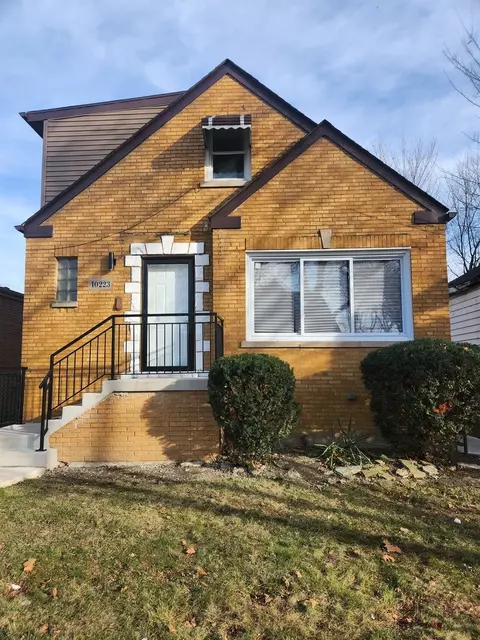 10223 S Princeton Ave, Chicago, IL 60628