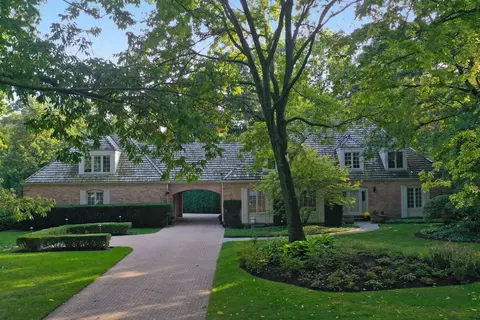 943 Mccormick Dr, Lake Forest, IL 60045