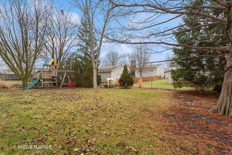 1503 Darwin Ln, Wheaton, IL 60189 photo 25