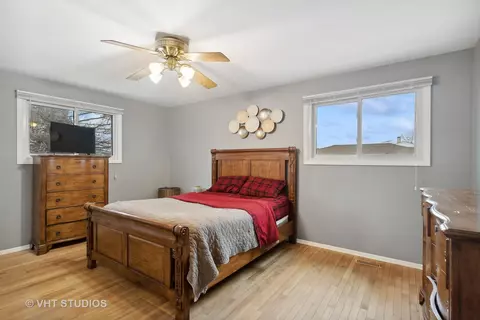 1503 Darwin Ln, Wheaton, IL 60189 photo 13
