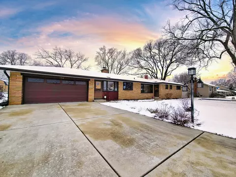 1708 Westview Ave, Lombard, IL 60148