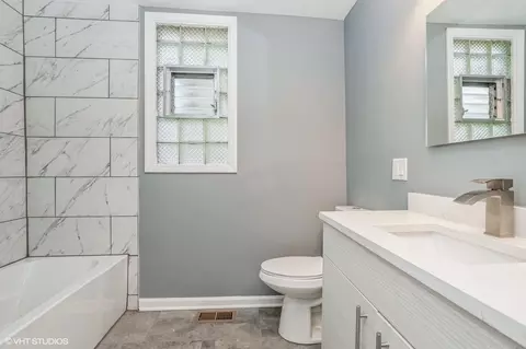 126 E 117th St, Chicago, IL 60628 photo 6