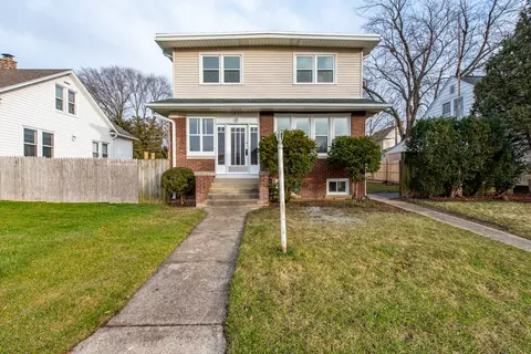 1541 Lincoln St, North Chicago, IL 60064