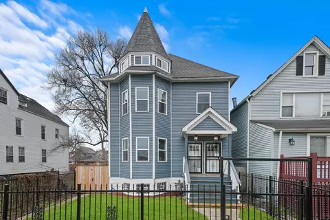 5233 W Ohio St, Chicago, IL 60644