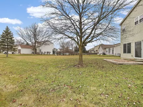 301 Whitmore Trl, Mchenry, IL 60050 photo 28