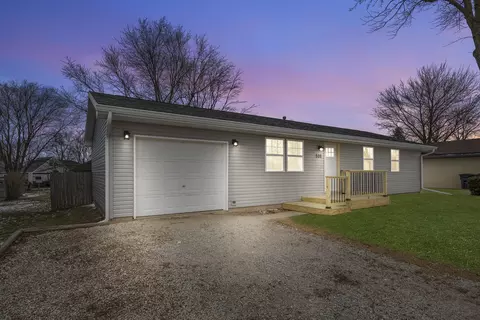 606 W Charles St, Mclean, IL 61754 photo 34