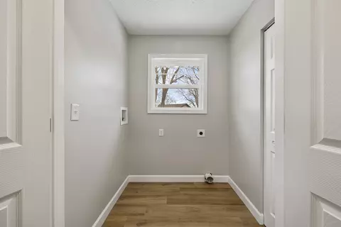 606 W Charles St, Mclean, IL 61754 photo 21