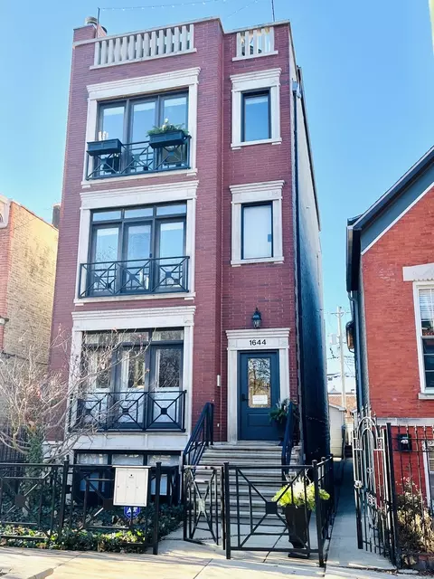1644 N Claremont Ave #1, Chicago, IL 60647