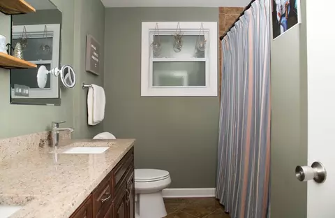 9544 Jackson Ave, Brookfield, IL 60513 photo 11