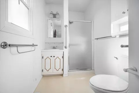 Bath - 315 Robert Dr, Normal, IL 61761 photo 2 of 2