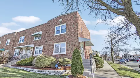1701 N Oak Park Ave, Chicago, IL 60707