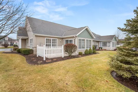 2101 Somerset Ln #2101, Sycamore, IL 60178