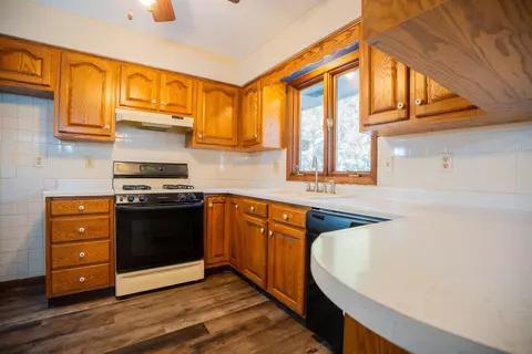 Kitchen - 5946 E Scott Dr, Byron, IL 61010 photo 3 of 3