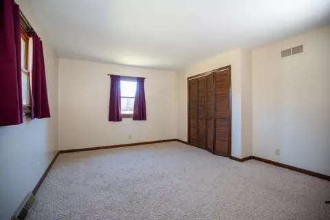 Bedroom - 5946 E Scott Dr, Byron, IL 61010 photo 4 of 4