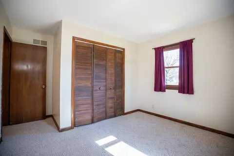 Bedroom - 5946 E Scott Dr, Byron, IL 61010 photo 2 of 4