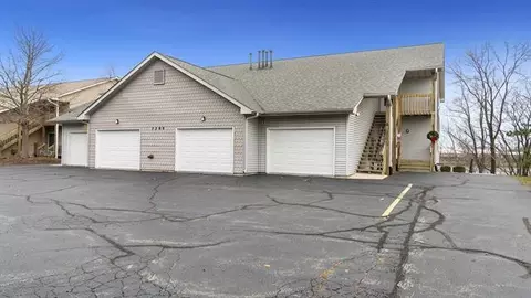 7280 N Alpine Rd #6, Loves Park, IL 61111