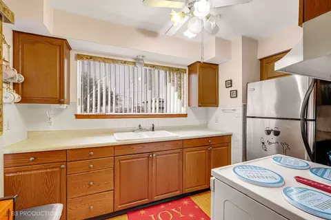 2829 W 83rd St, Chicago, IL 60652 photo 11