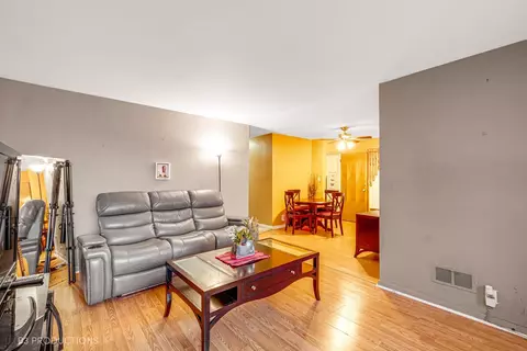 2829 W 83rd St, Chicago, IL 60652 photo 13