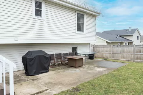 202 Augusta Dr, Mchenry, IL 60050 photo 17