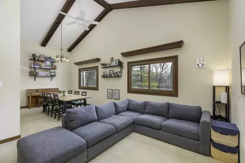1119 Hidden Spring Dr, Naperville, IL 60540 photo 11