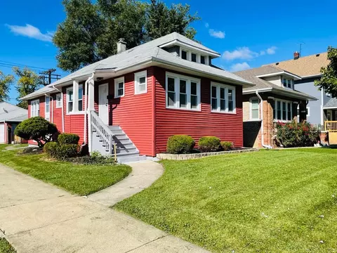 160 S 21st Ave S, Maywood, IL 60153
