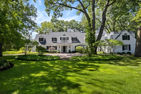 72 Woodley Rd, Winnetka, IL 60093