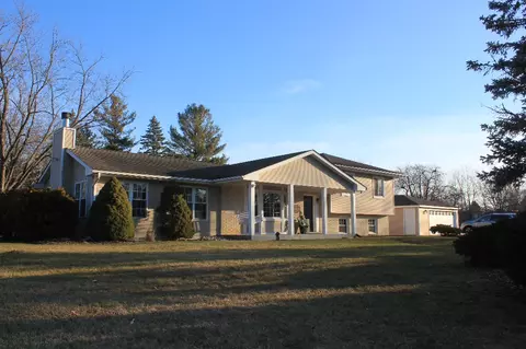 16741 W Orchard Valley Dr, Gurnee, IL 60031