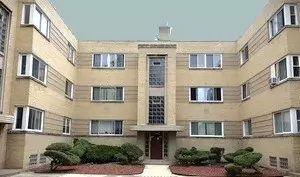 2038 E 72nd Pl #2, Chicago, IL 60649 photo 1