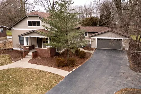 800 E Center St, Le Roy, IL 61752