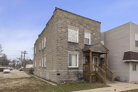 910 Saint Charles Rd, Maywood, IL 60153