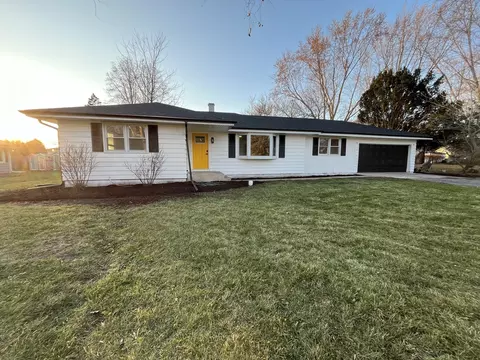 503 Roberts Ln, Batavia, IL 60510