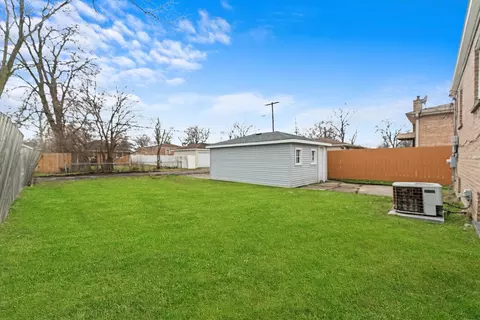 419 E 142nd St, Dolton, IL 60419 photo 28
