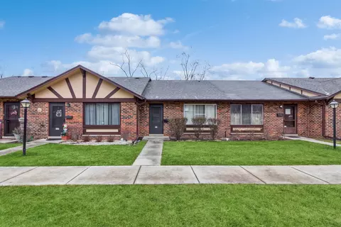1 S271 Dillon Ln, Villa Park, IL 60181