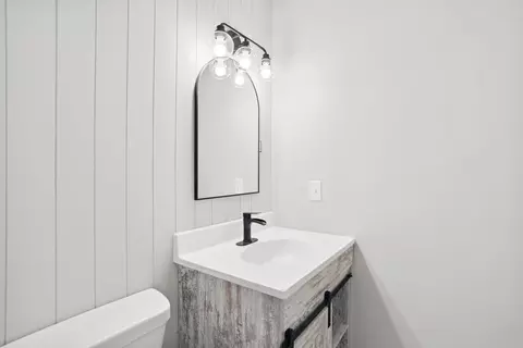 Bath - 1508 Dobbins Dr, Champaign, IL 61821 photo 2 of 2