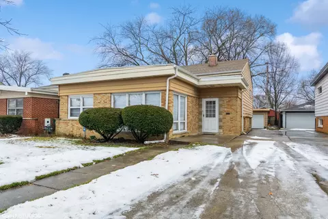 15437 Dobson Ave, Dolton, IL 60419