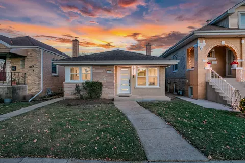 2431 Forest Ave, North Riverside, IL 60546
