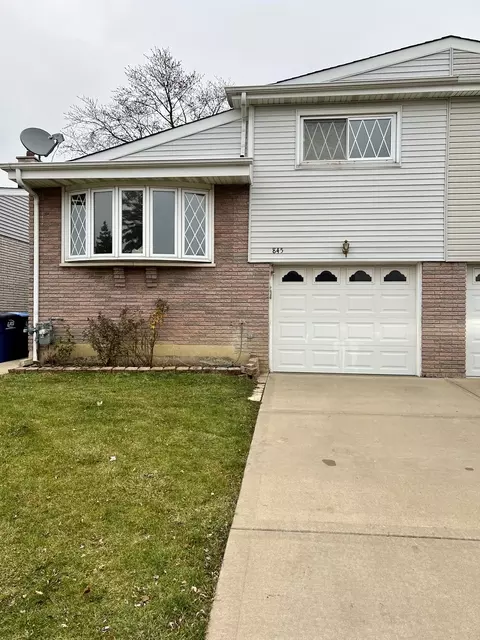 845 Beau Dr, Des Plaines, IL 60016