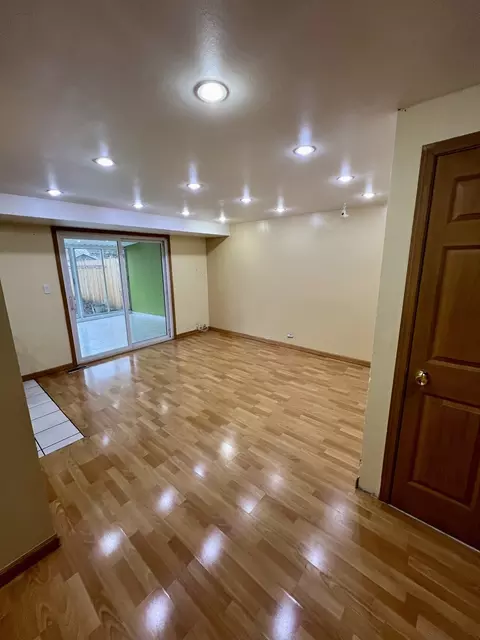 845 Beau Dr, Des Plaines, IL 60016 photo 12