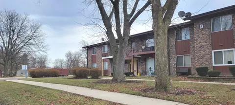 247 N Neltnor Blvd #D2D, West Chicago, IL 60185