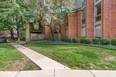 2131 N Larrabee St #6304, Chicago, IL 60614
