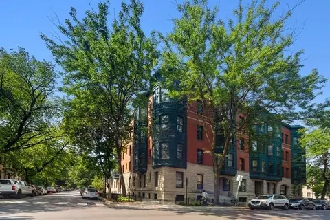 2352 N Cleveland Ave #1, Chicago, IL 60614